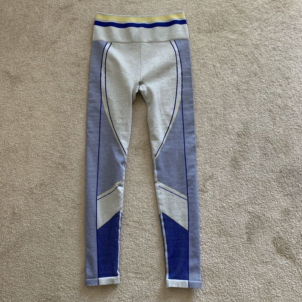 Fabletics‎ Leggings Womens Sz S Gray Blue High Waisted Seamless Eniko Hart